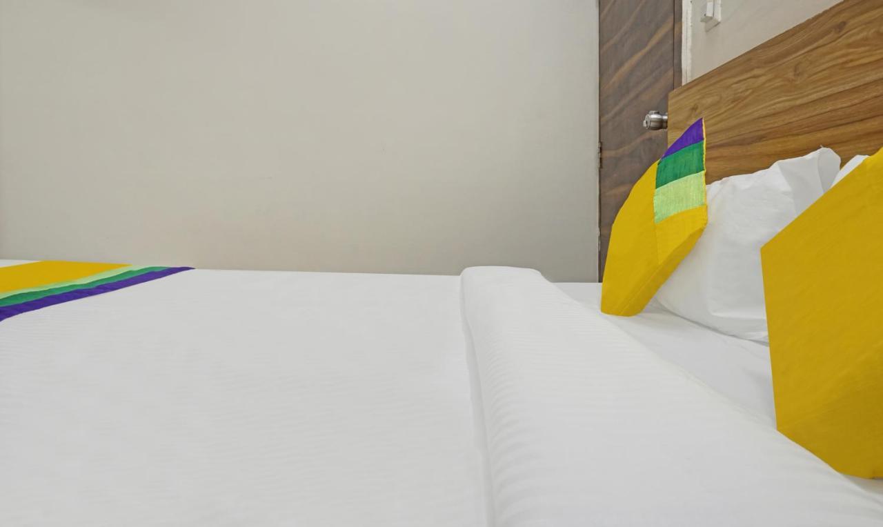 Itsy Hotels Ay Plus Hotels Kharadi Εξωτερικό φωτογραφία